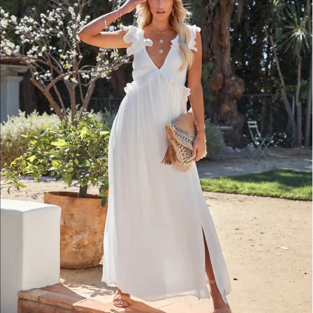 Vici Arvilla Floral Ruffle Maxi Dress